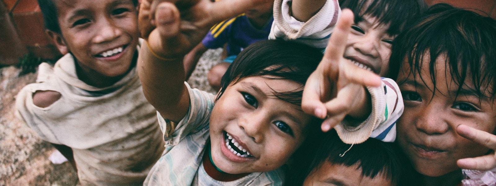 Kebahagiaan Mereka Adalah Kebahgiaan Kita