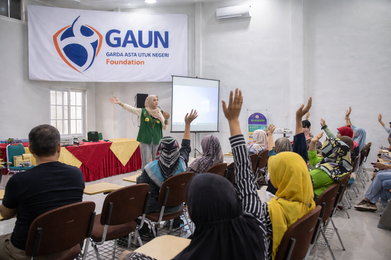 Akademi GAUN (Pelatihan & Keterampilan)
